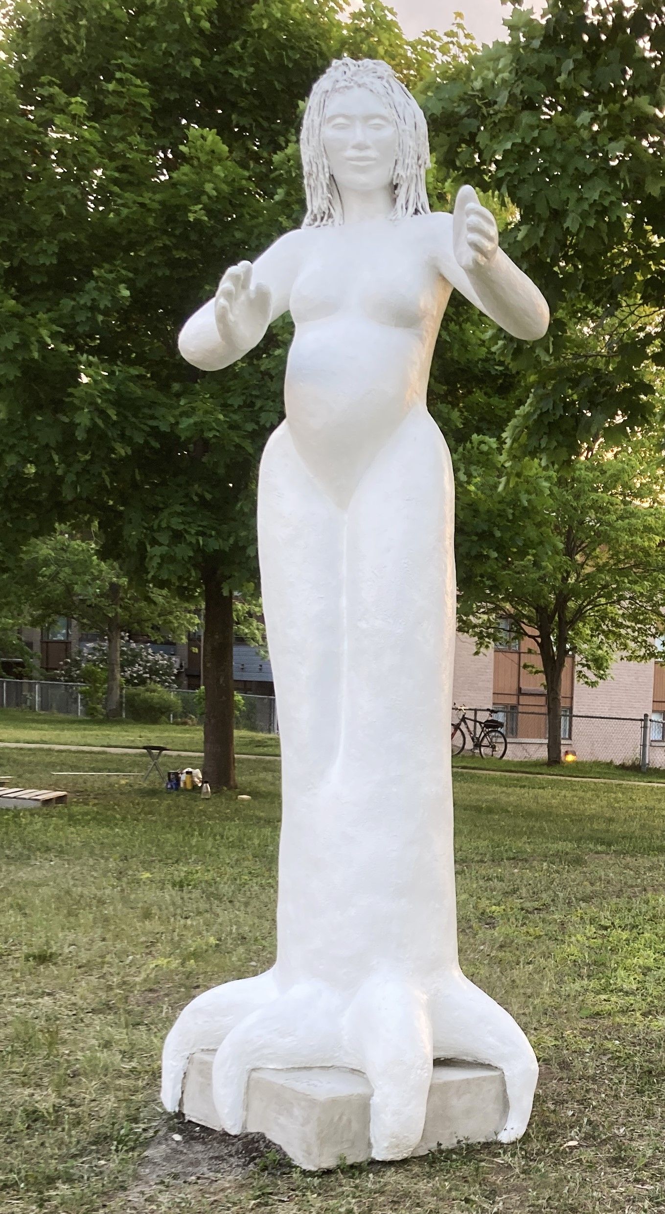Gestation sculpture art public